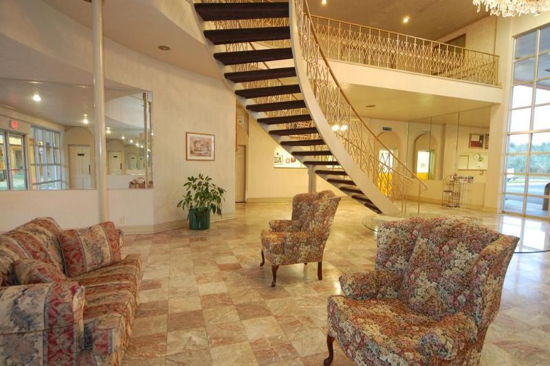 Rodeway Inn Conference Center โบมอนต์ ภายนอก รูปภาพ